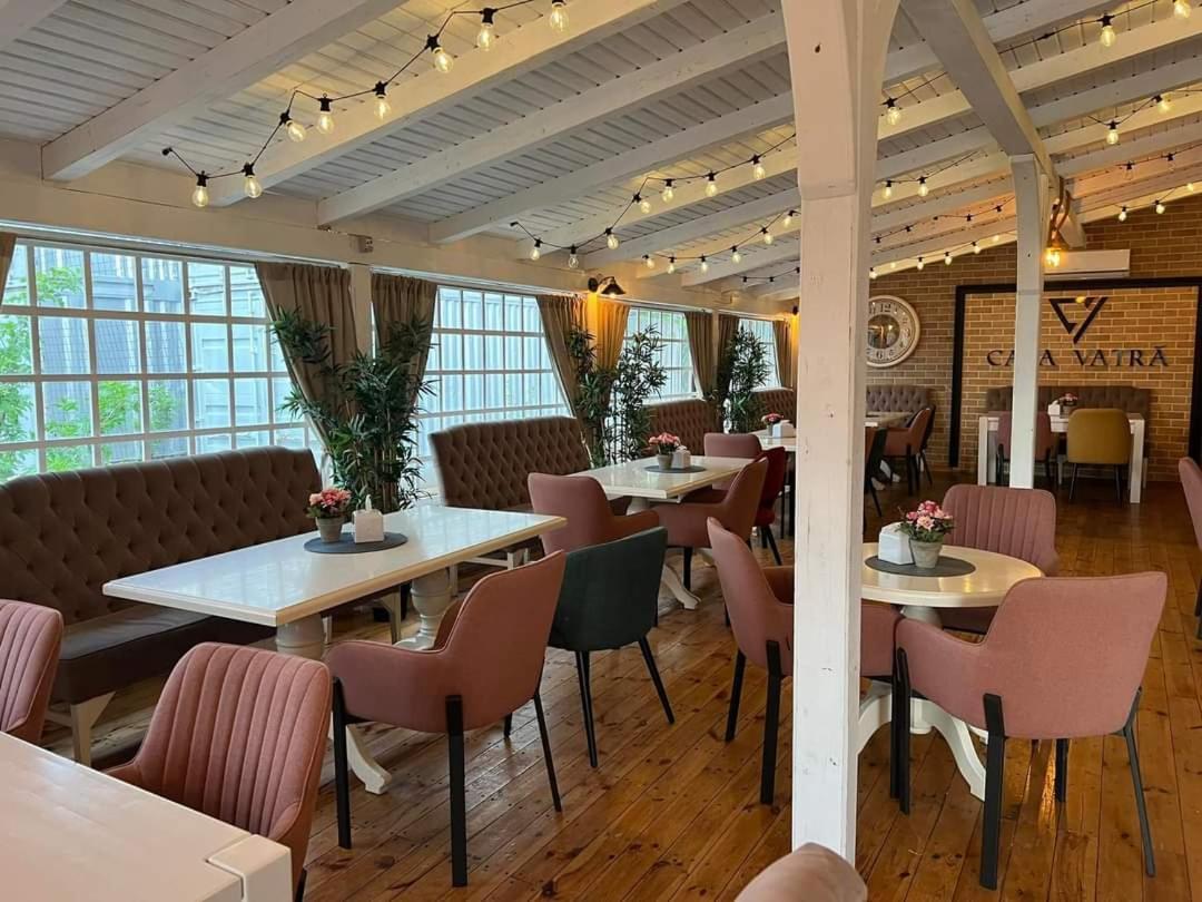 Auberge de jeunesse Casa Vatra Rădăuţi Extérieur photo