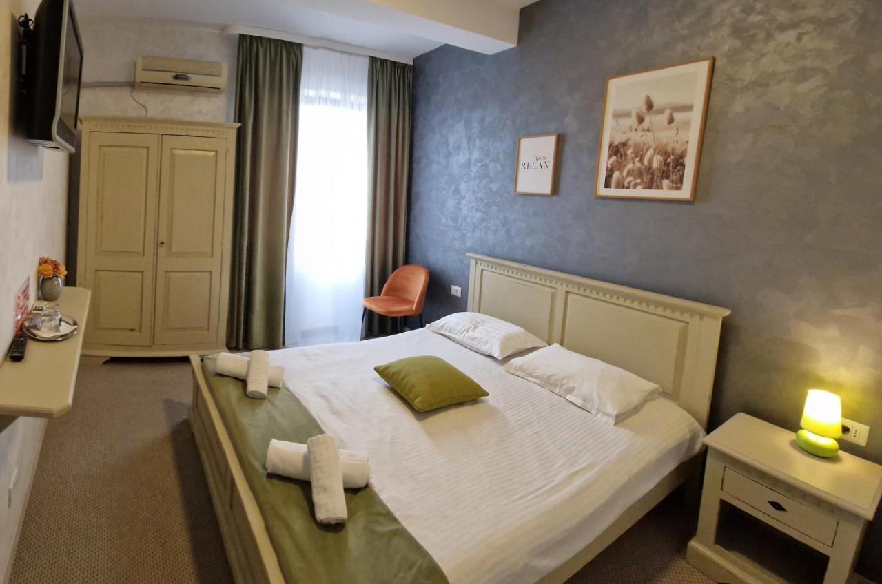 Auberge de jeunesse Casa Vatra Rădăuţi Extérieur photo