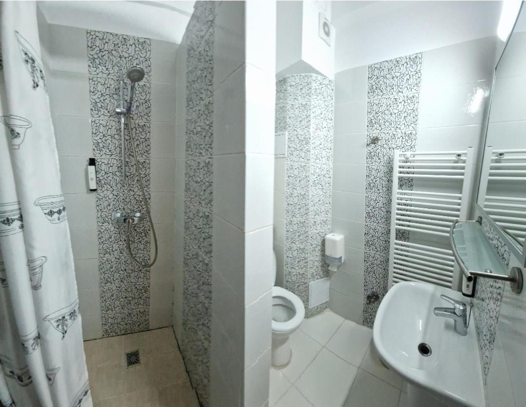Auberge de jeunesse Casa Vatra Rădăuţi Extérieur photo